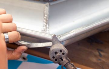 disadvantages of Capel Gwynfe lead roofing